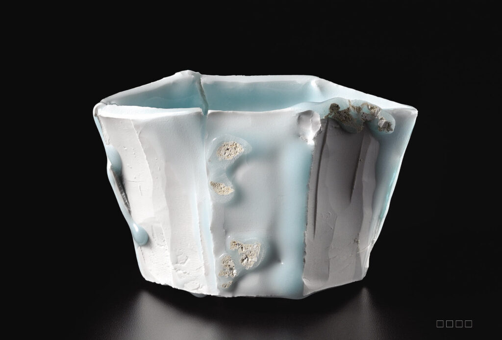 加藤委　多治見　青白磁　面取