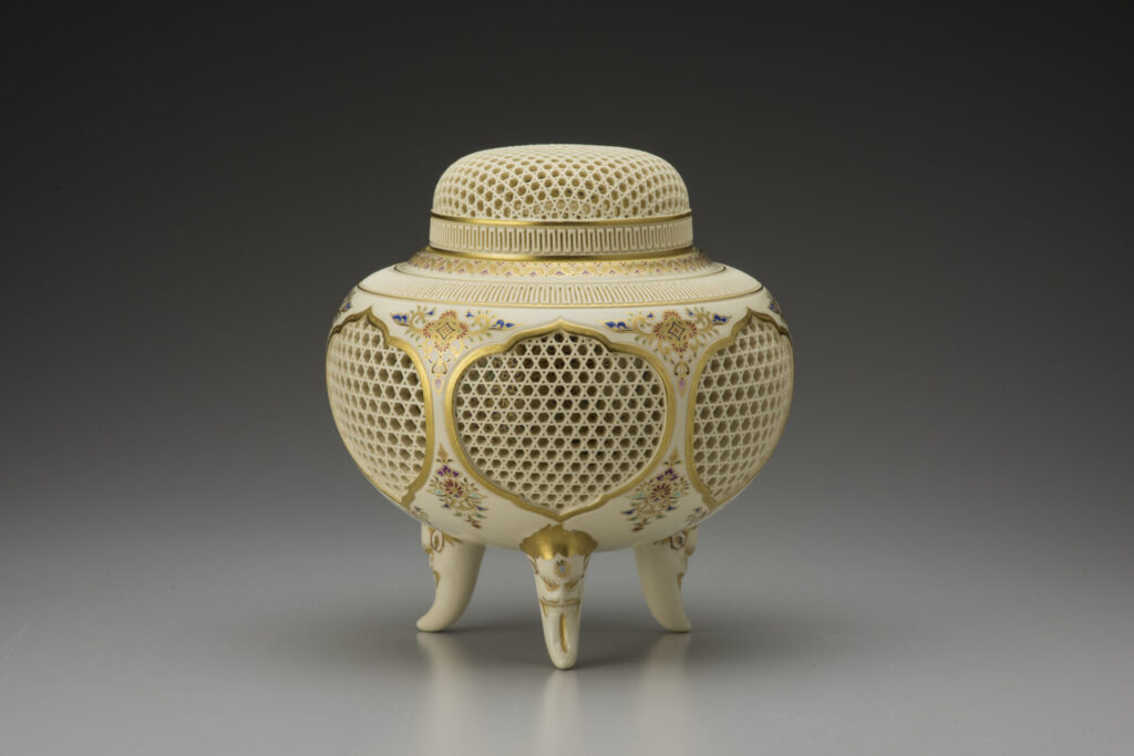 沈寿官 薩摩焼 香炉 色絵