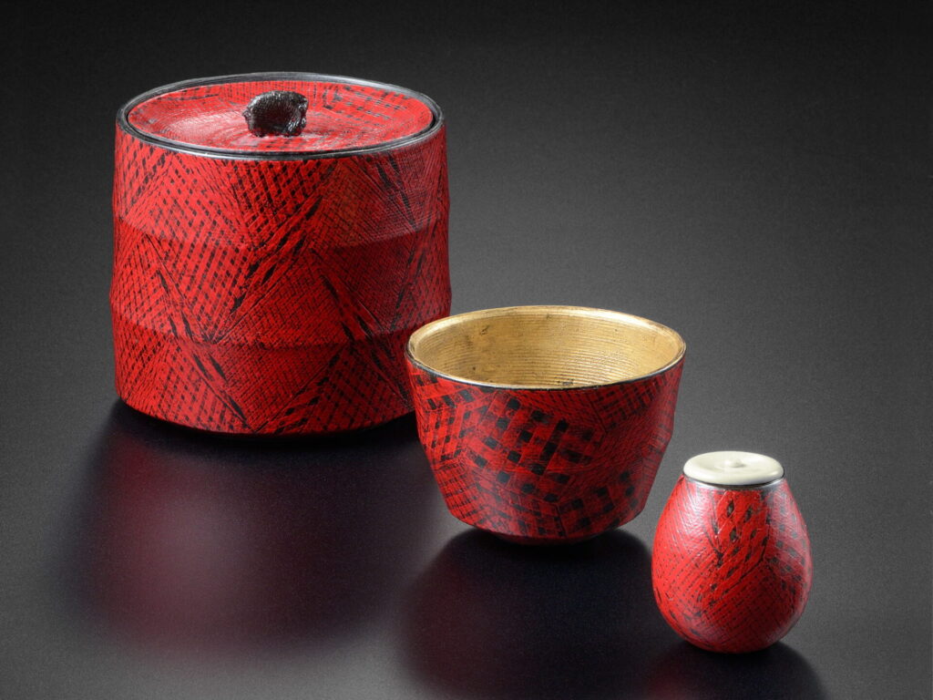 前田正博 色絵磁器 市松文様 東京