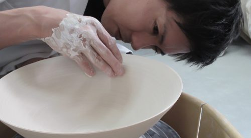 新里明士　白磁　光　土岐