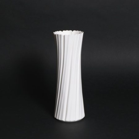 若杉聖子　白磁花入　花器