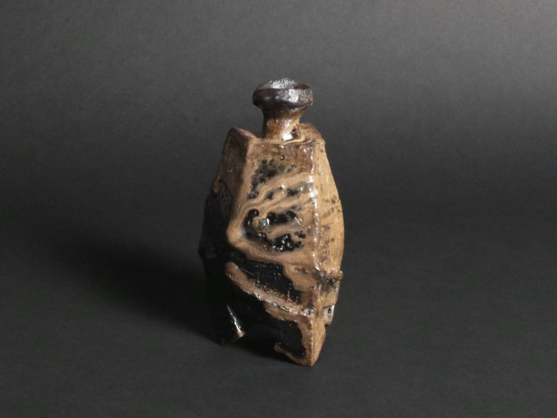 隠崎隆一　備前酔器　酒器　徳利　黒備前