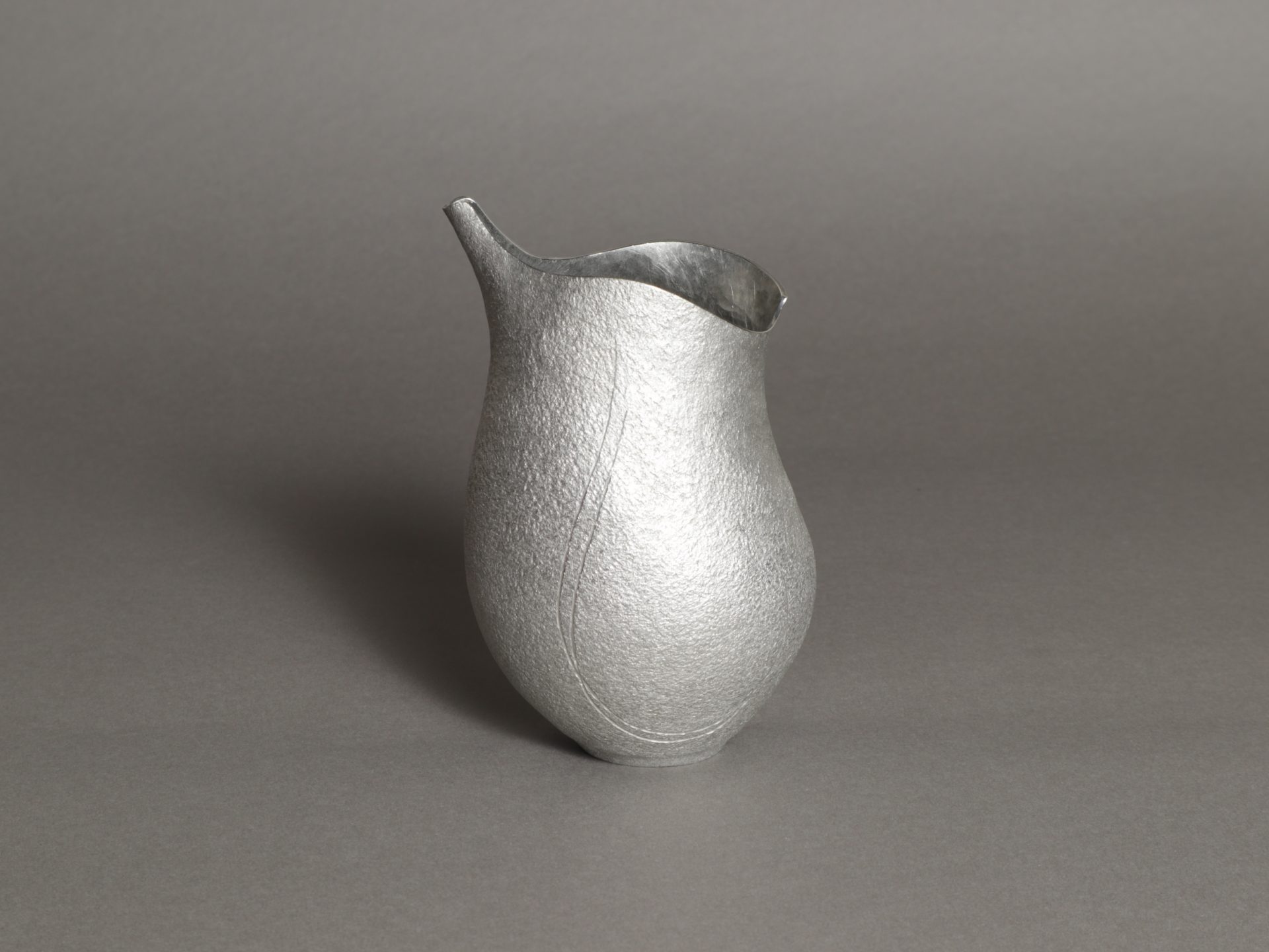 武田享恵　錫　鍛金　片口　酒器