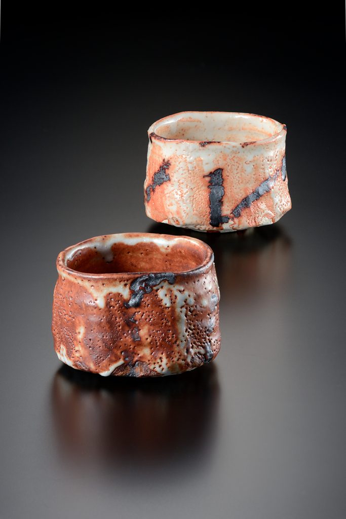 鈴木都陶展　個展　赤志野　鼠志野