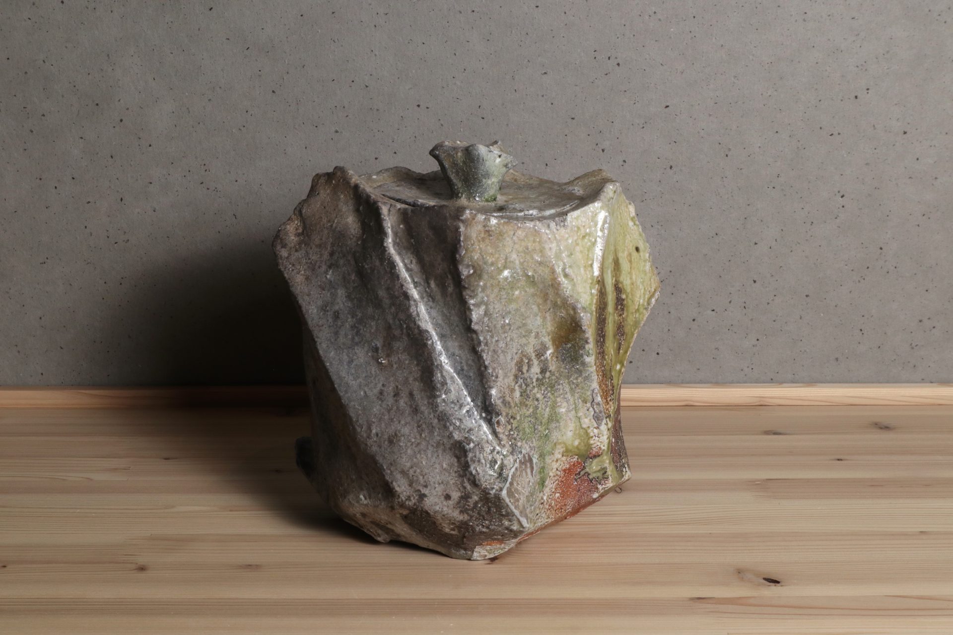 新学　伊賀鎬水指　茶道具