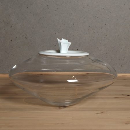 加藤委　硝子水指　青白磁蓋