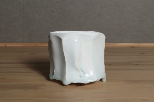 加藤委　青白磁面取茶碗